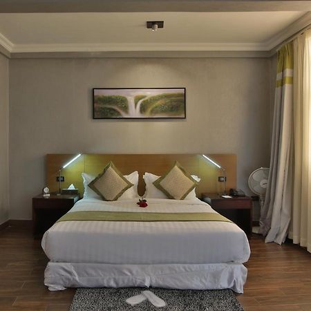 أواسا Rori Hotel المظهر الخارجي الصورة